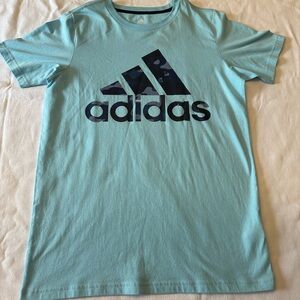Adidas Boys tee shirt size Large (14/16) NWT